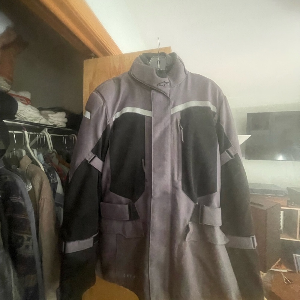 Alpinestars Men's grey and Black Performance motorcycle Jacket - Picture 7 of 8